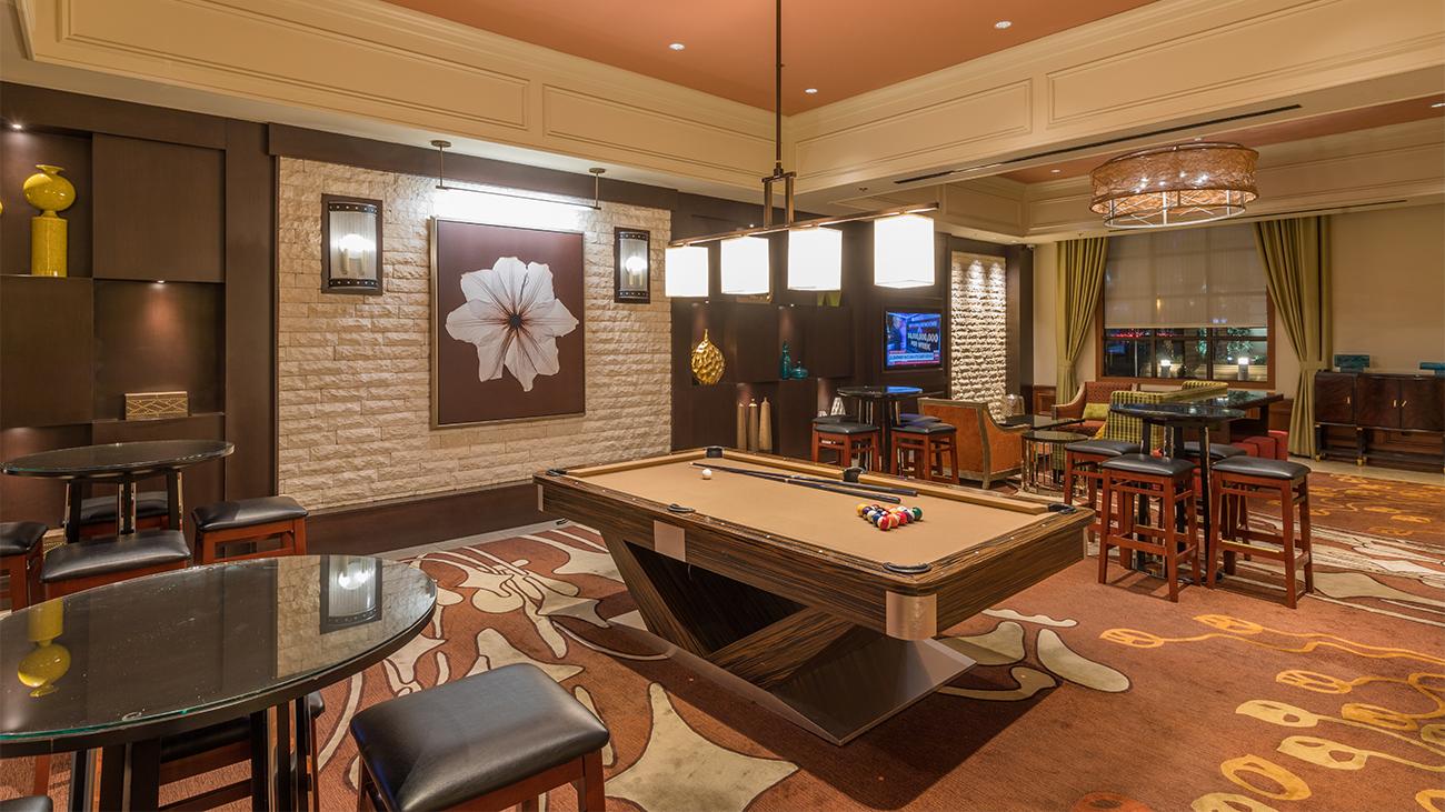 Lounge - Billiards Area